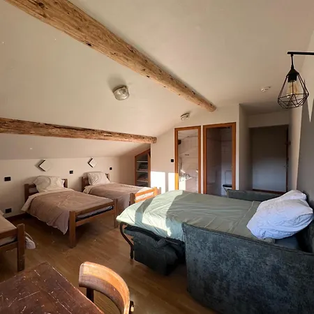 L'Ardesia Hostel Morzine Exterior photo