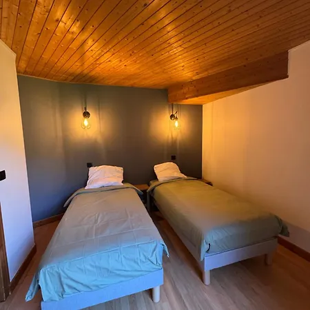 L'Ardesia Hostel Morzine Exterior photo